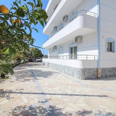 Artur2 Pensionat Ksamil