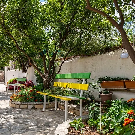 Artur2 Guest house 3*