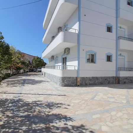 Artur2 Guest house 3*